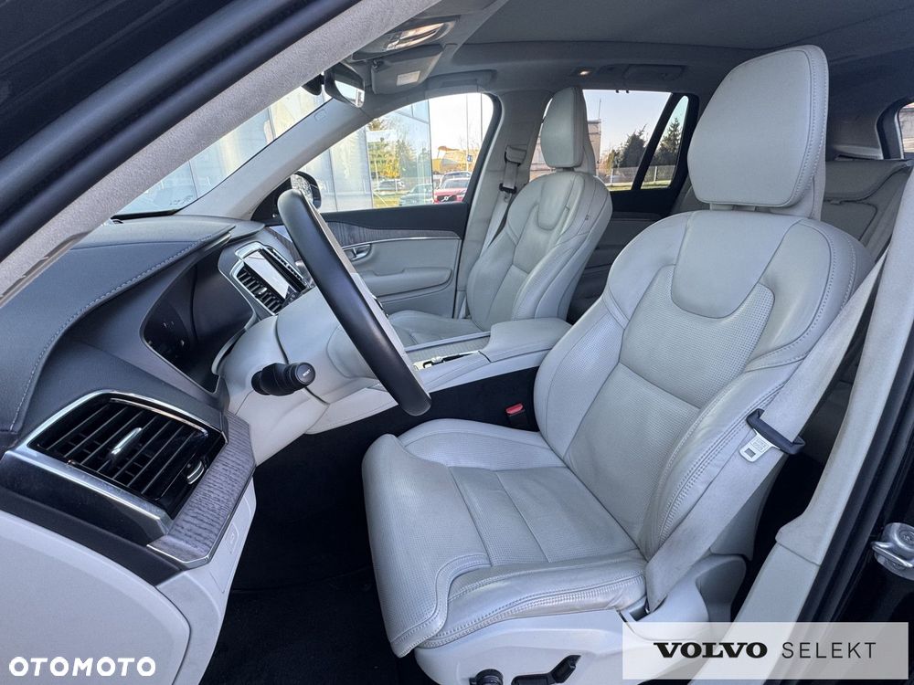 Volvo XC 90 - 27