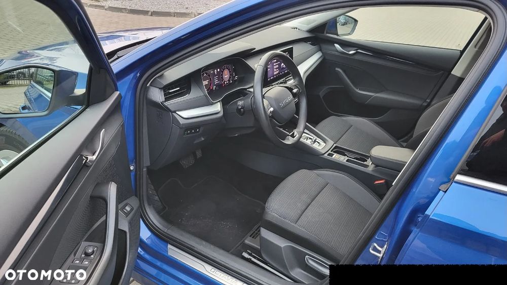 Skoda Octavia 1.5 TSI mHEV Selection DSG - 7