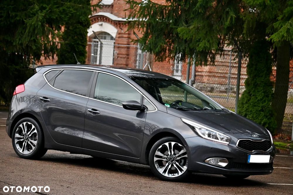 Kia Ceed 1.6 GDI DCT Spirit - 11