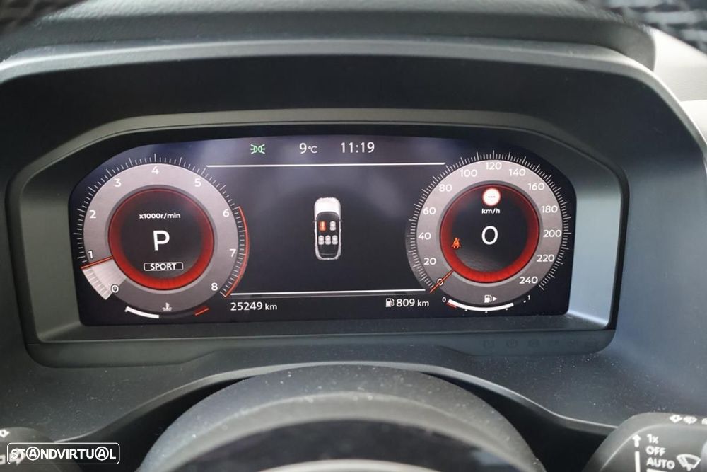 Nissan Qashqai 1.3 DIG-T N-Connecta Xtronic - 25