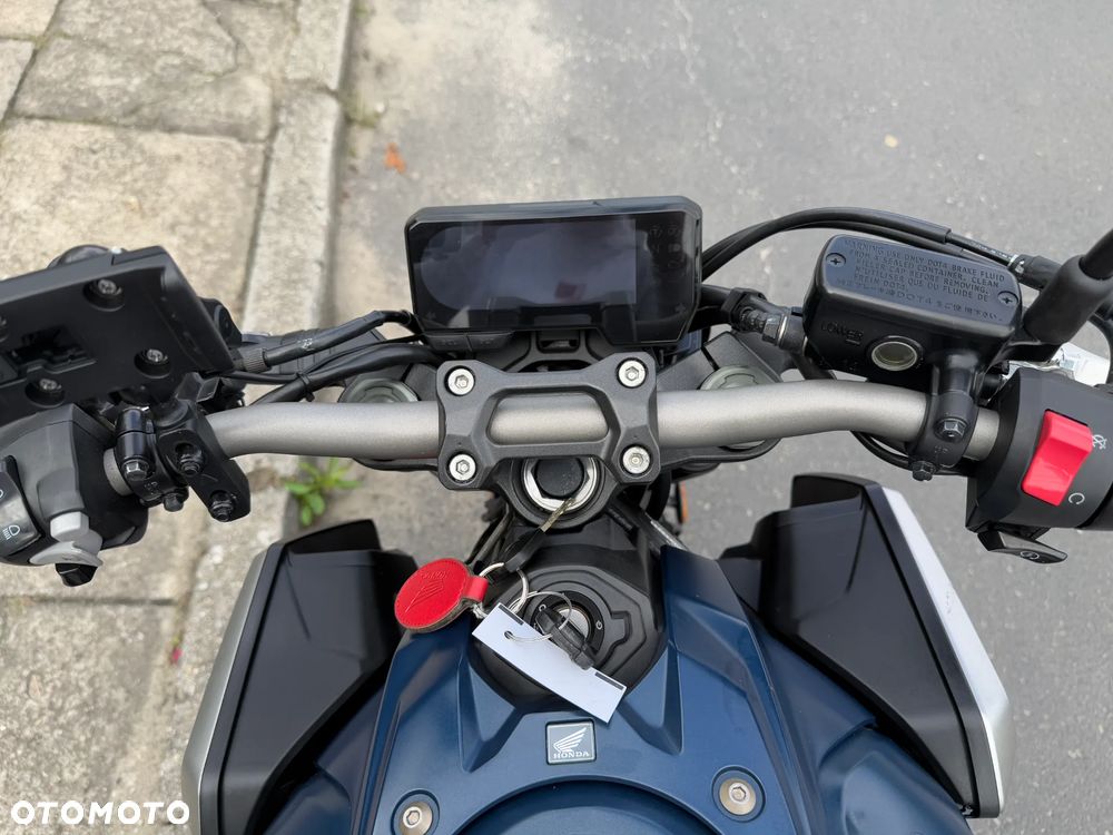 Honda CB - 10