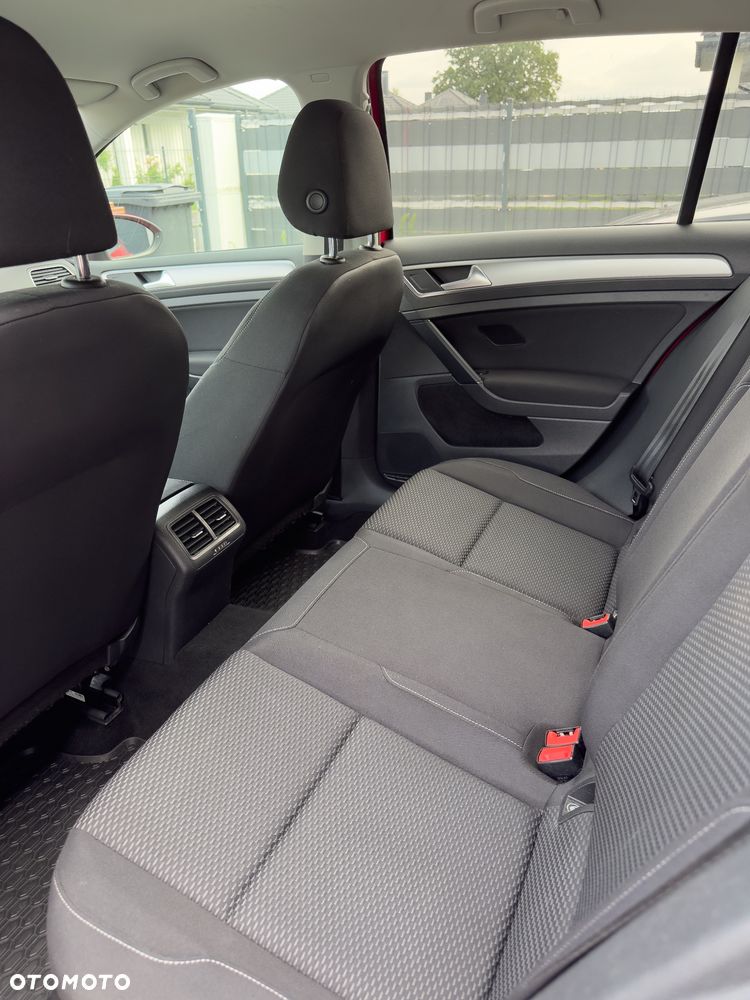 Volkswagen Golf 1.0 TSI Comfortline - 8