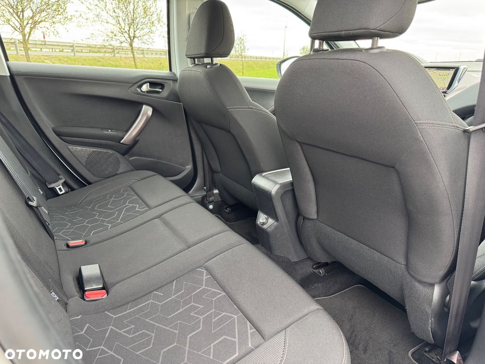 Peugeot 2008 e-HDi FAP 115 STOP & START Business-Line - 26