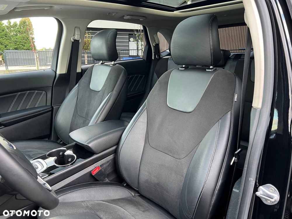 Ford Edge 2.0 TDCi Bi-Turbo 4x4 ST-LINE - 17