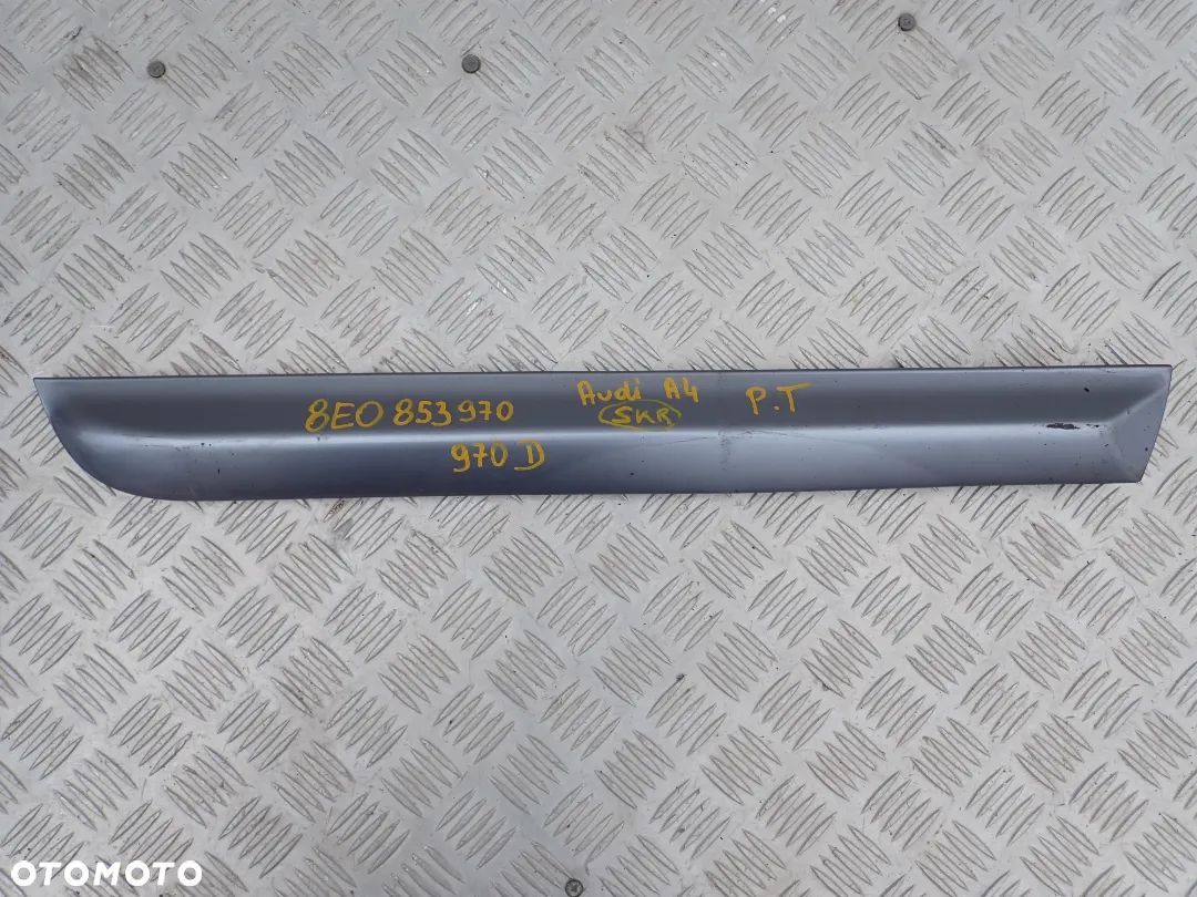 AUDI A4 B6 DOLNA LISTWA DRZWI PRAWY TYŁ 8E0853970D RADOM - 1