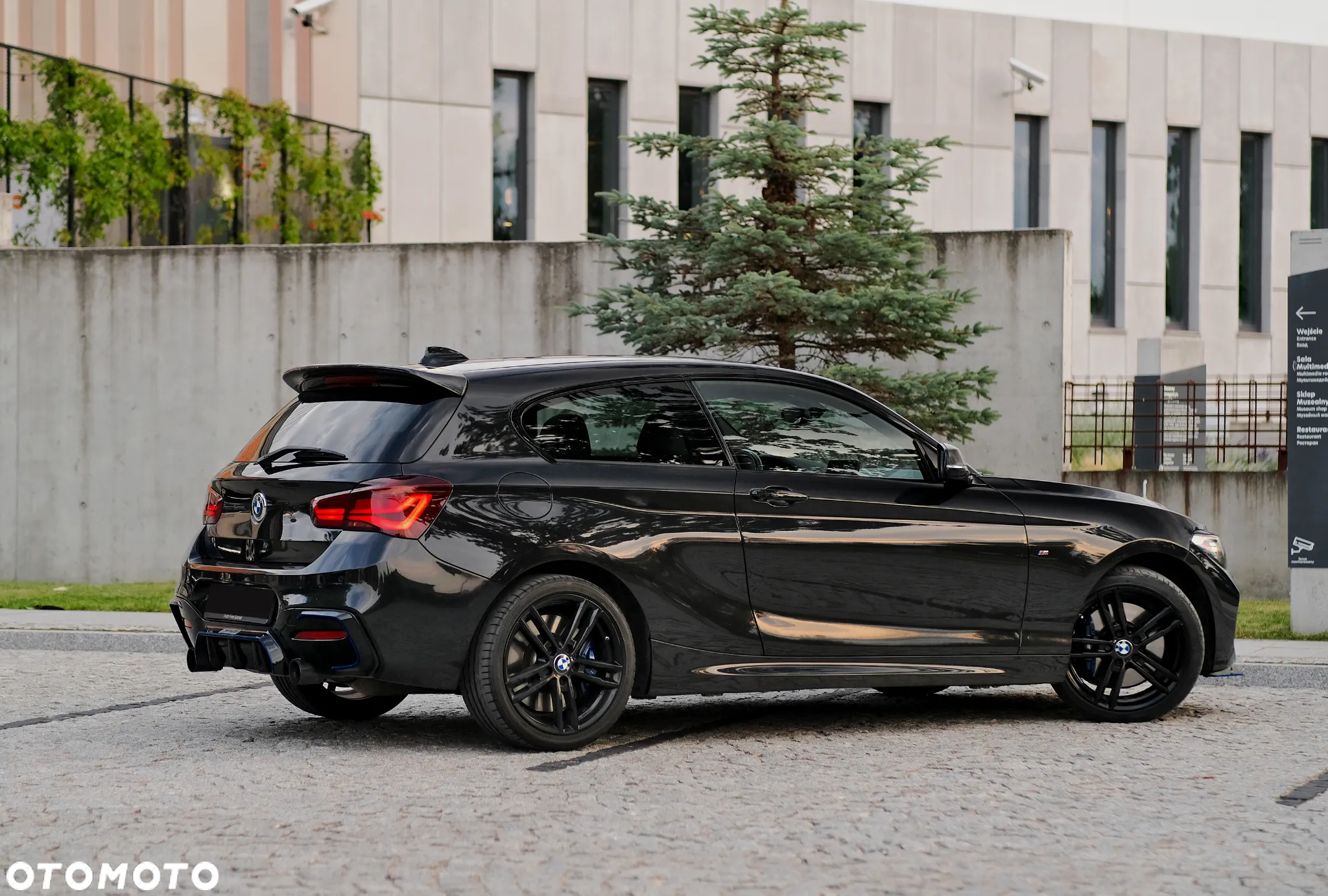 BMW 1M - 6