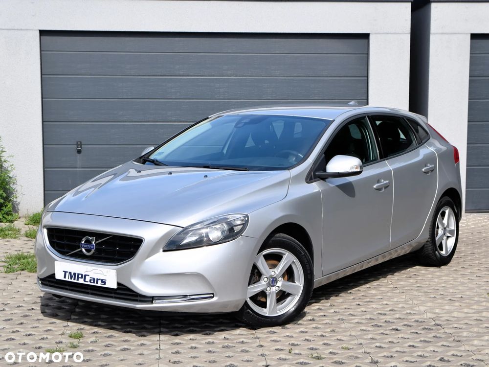 Volvo V40 - 2
