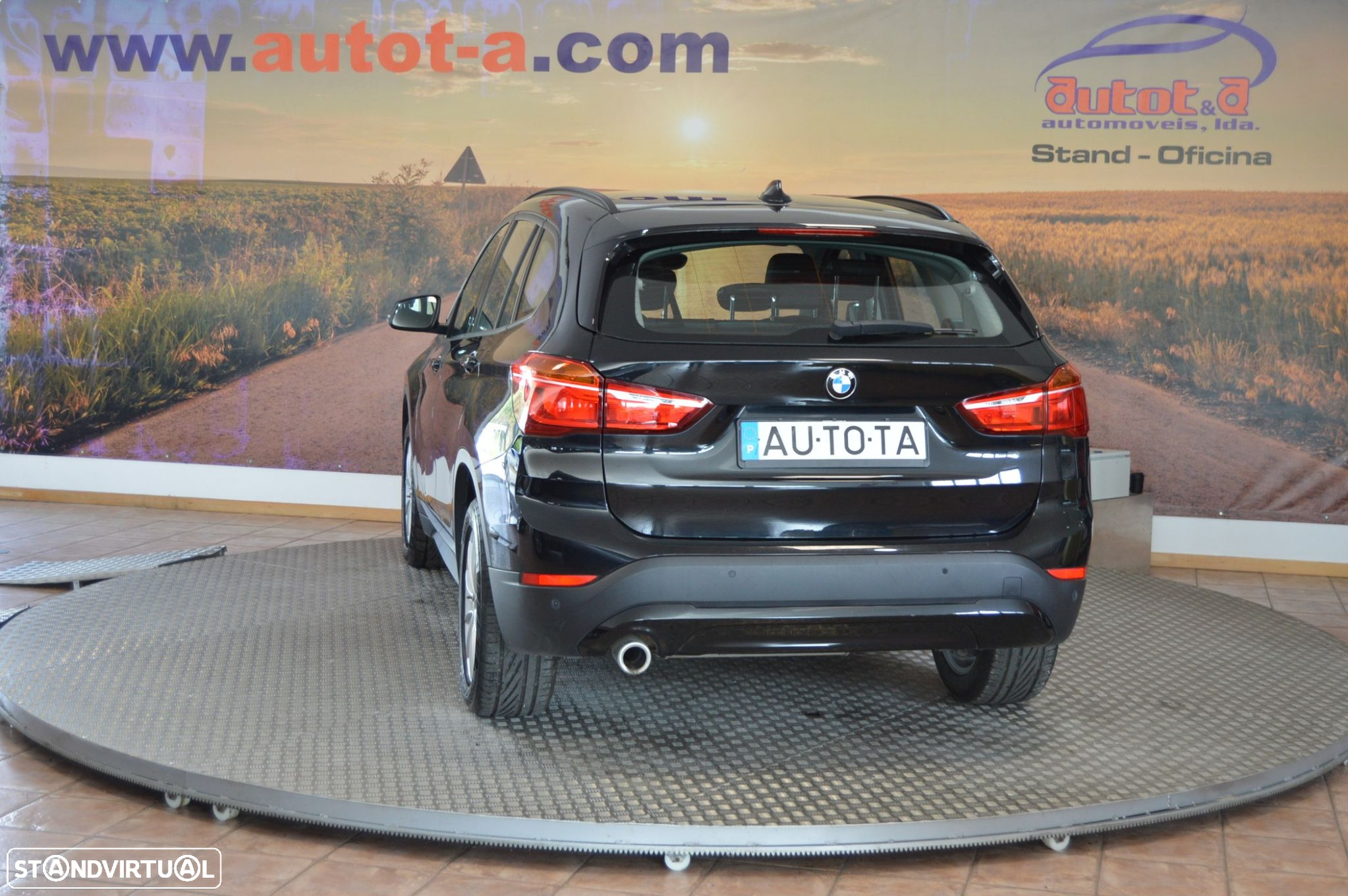 BMW X1 16 d sDrive Advantage - 4