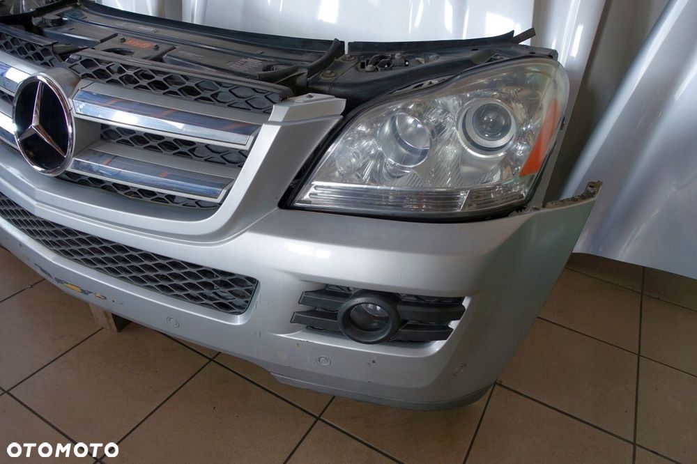 Mercedes GL164 X164 GL przód maska zderzak 4.7 775 pas przedni wzmocnienie - 2