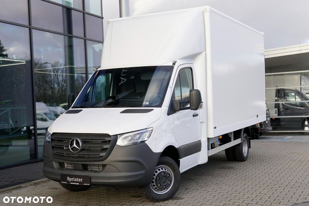 Mercedes-Benz Sprinter - 3