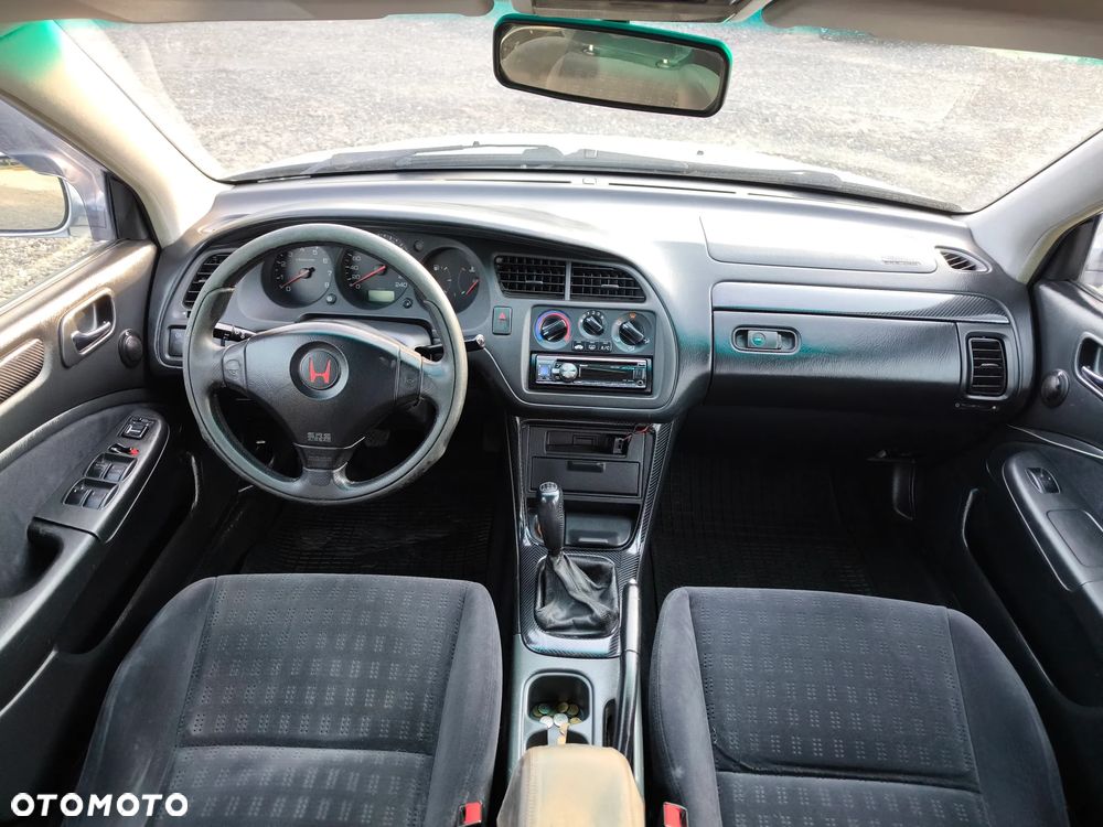 Honda Accord 1.8i ES - 26