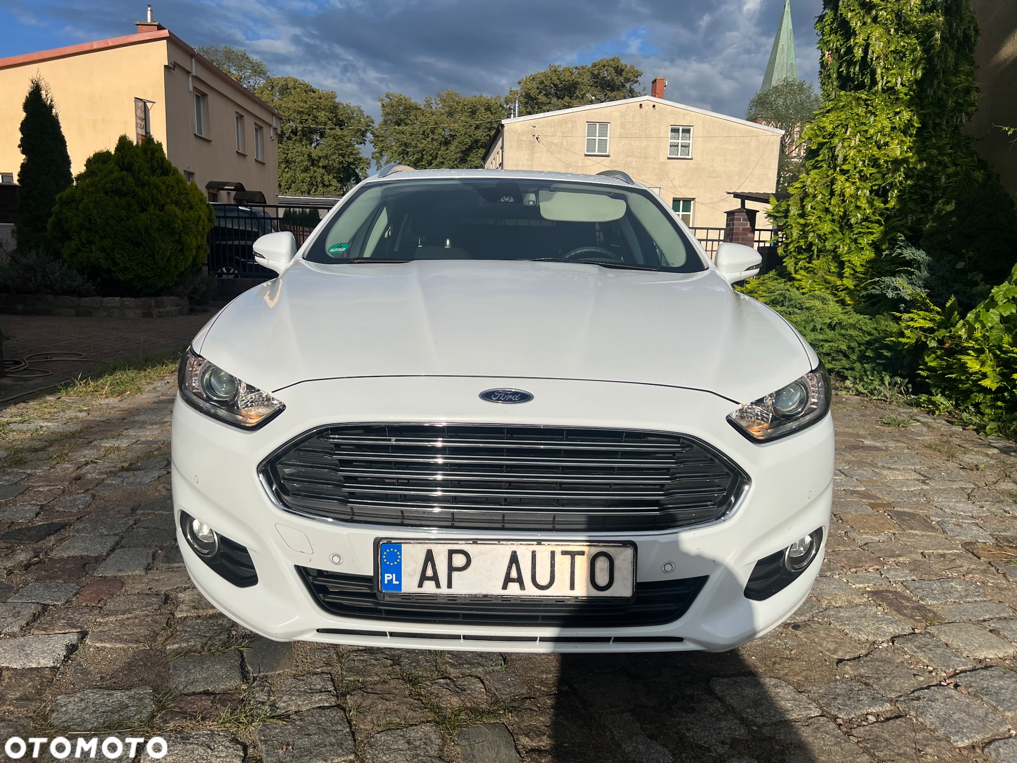 Ford Mondeo 2.0 TDCi Ambiente - 10