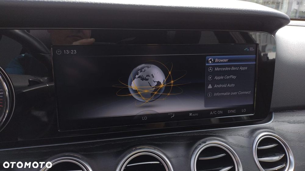Mercedes-Benz Klasa E 220 d 4Matic 9G-TRONIC Exclusive - 11