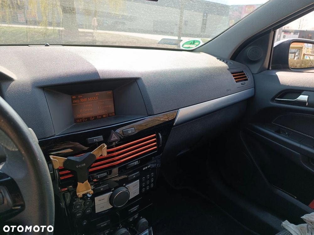 Opel Astra 1.8 - 15