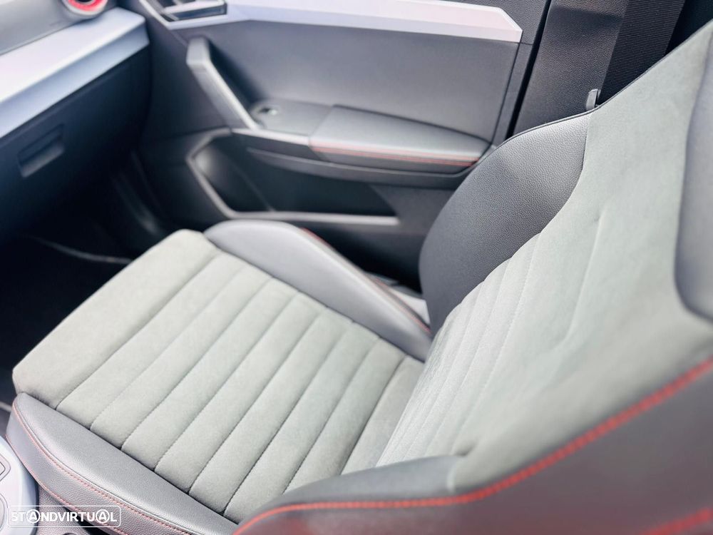 SEAT Arona 1.0 TSI FR - 33