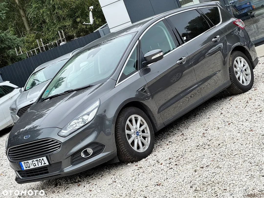 Ford S-Max 2.0 TDCi Titanium - 1
