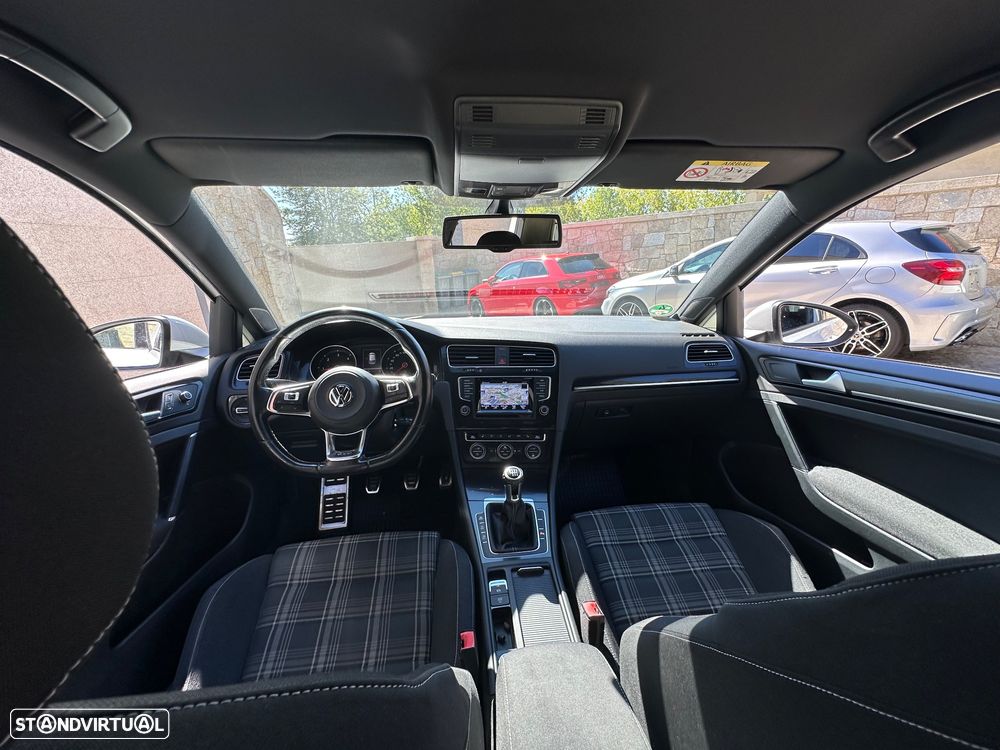 VW Golf GTD BlueMotion - 7