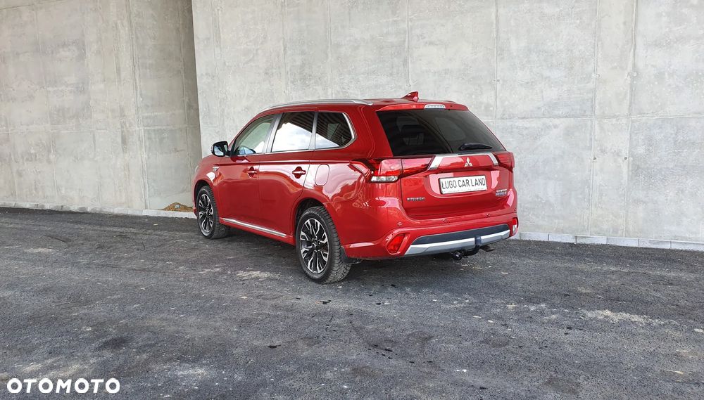 Mitsubishi Outlander PHEV Instyle NAVI + - 3