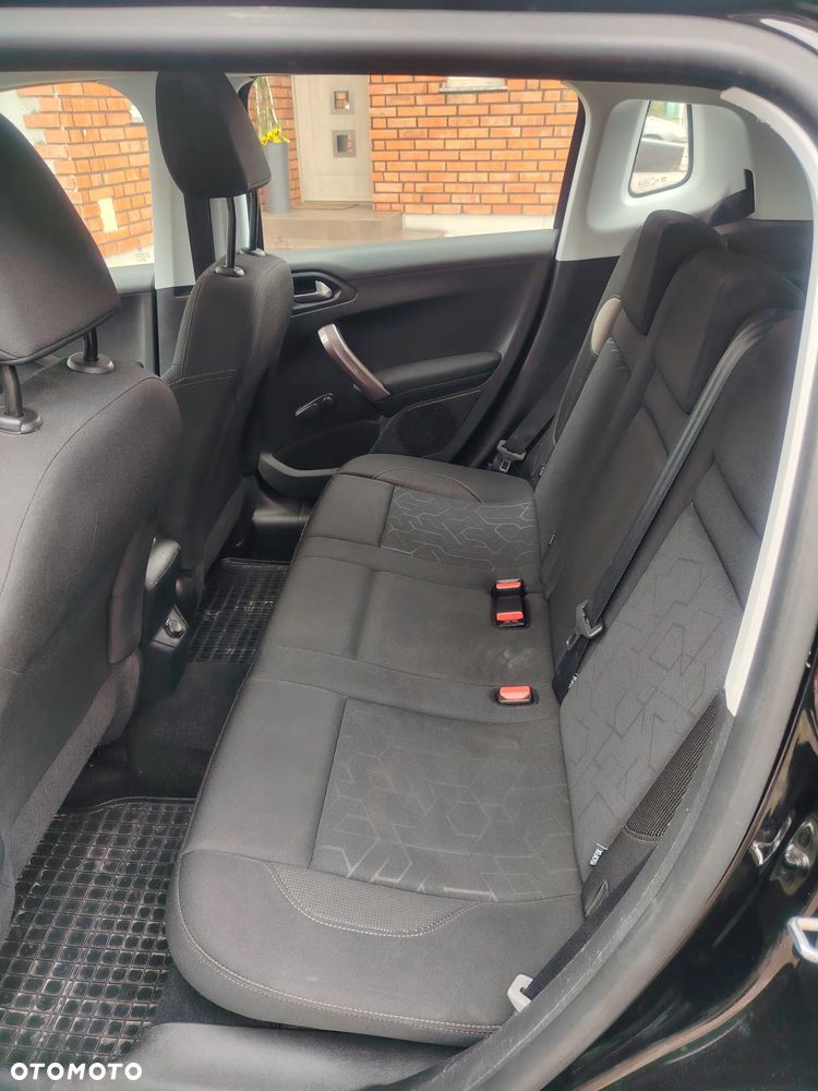 Peugeot 2008 e-HDi FAP 92 STOP & START Style - 10