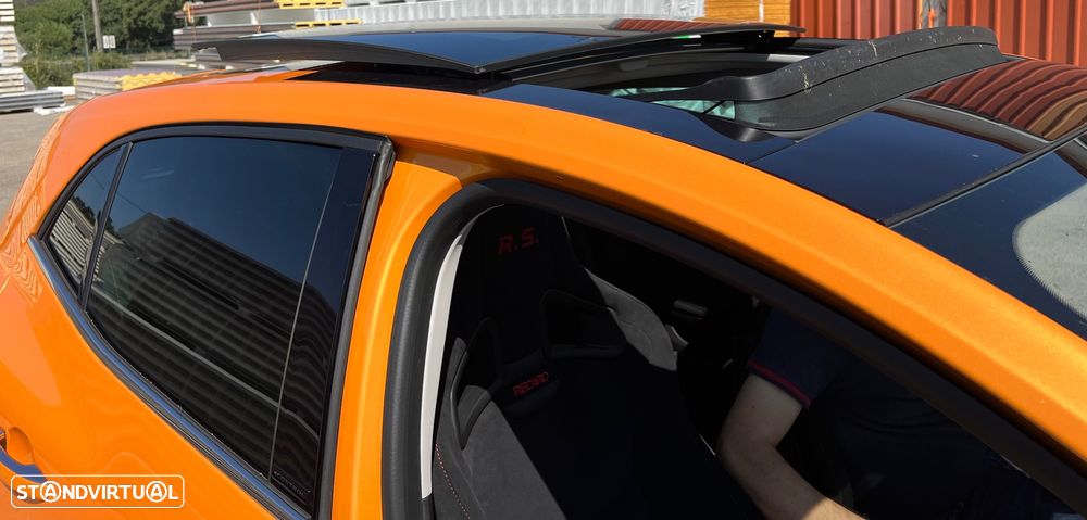 Renault Mégane TCe 300 GPF EDC R.S. TROPHY - 26
