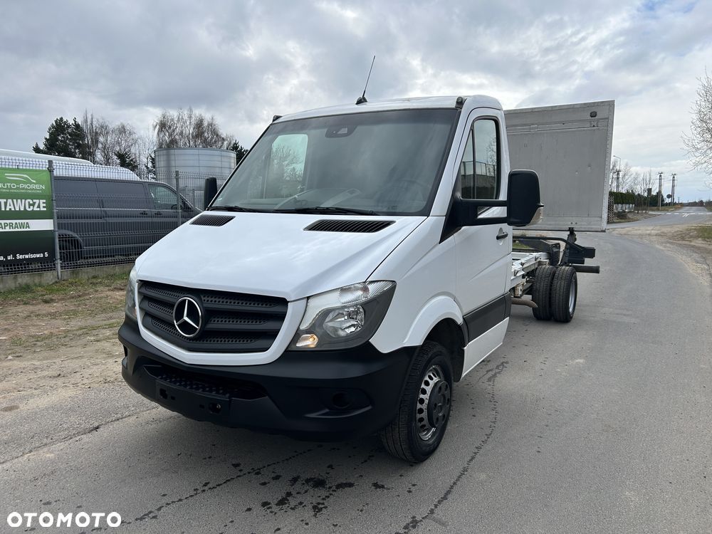 Mercedes-Benz Sprinter 519 V6 3.0 CDI MAXI - 2