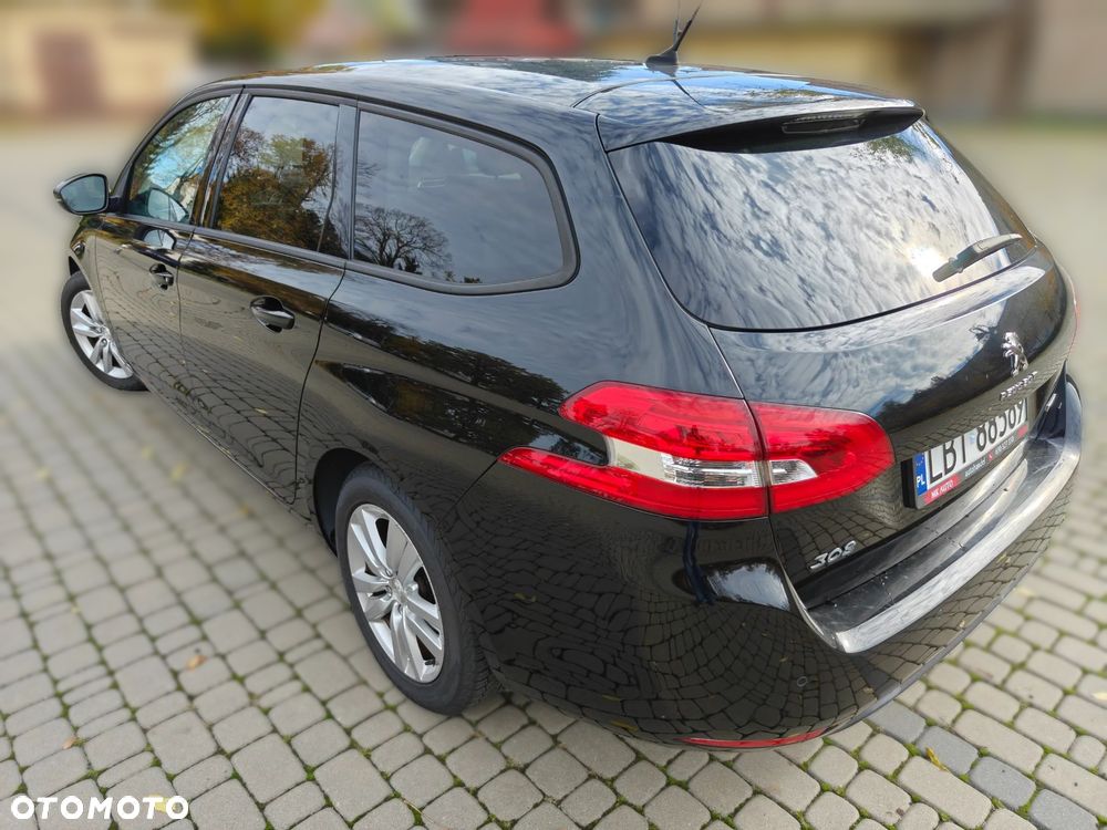 Peugeot 308 - 4