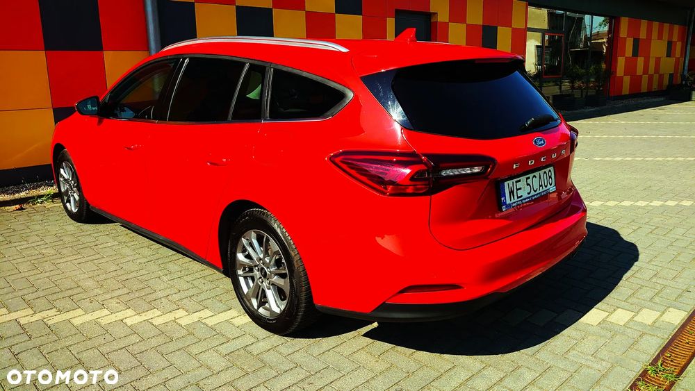 Ford Focus SW 1.0 EcoBoost Titanium X - 4