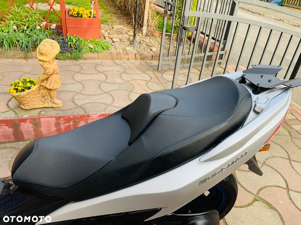 Suzuki Burgman - 11