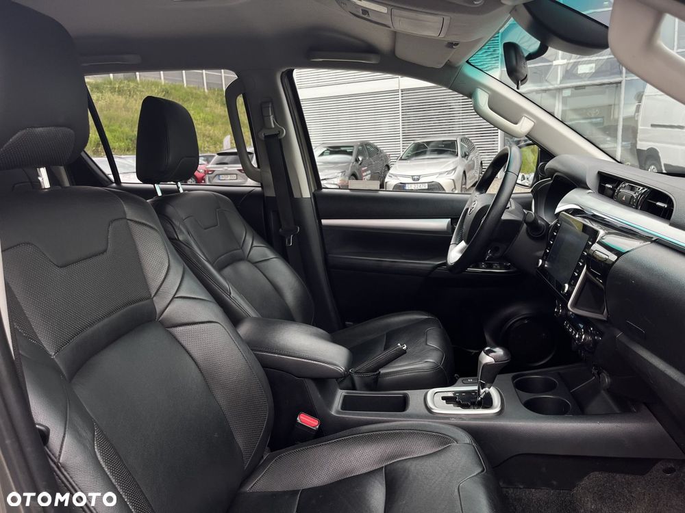 Toyota Hilux 2.8 D-4D Double Cab SR5 4x4 - 21
