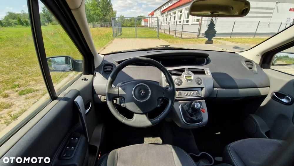 Renault Scenic 1.6 16V Pack Expression - 17