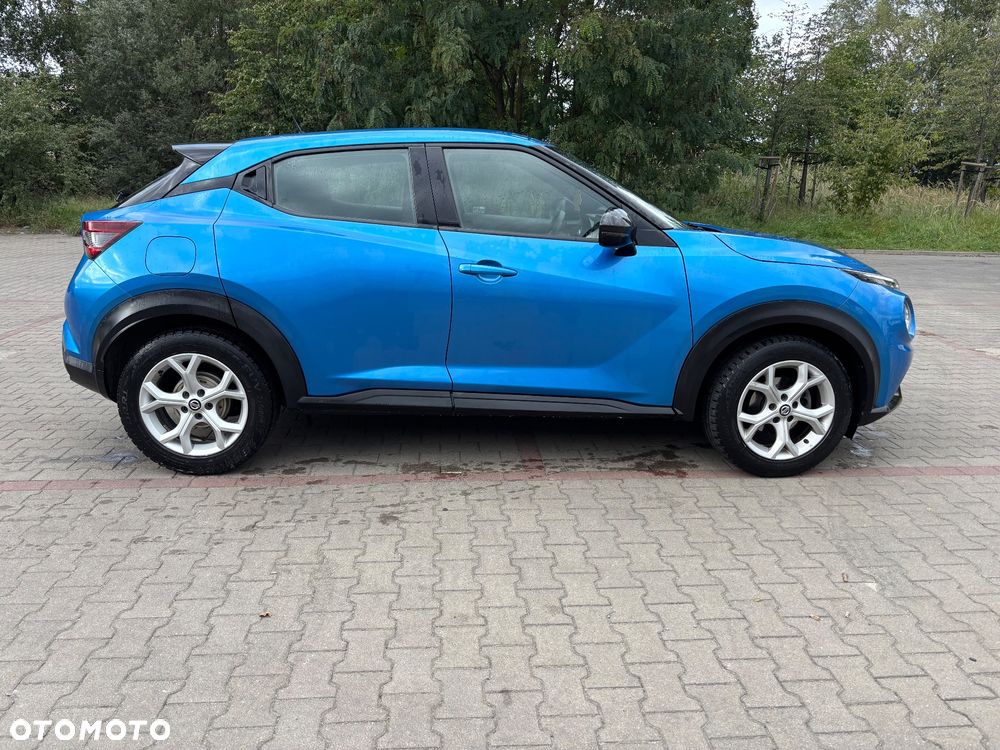 Nissan Juke 1.0 DIG-T N-Connecta DCT - 2