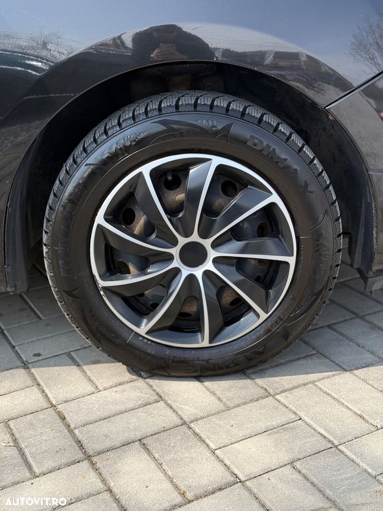 Dacia Logan 0.9 Laureate - 14