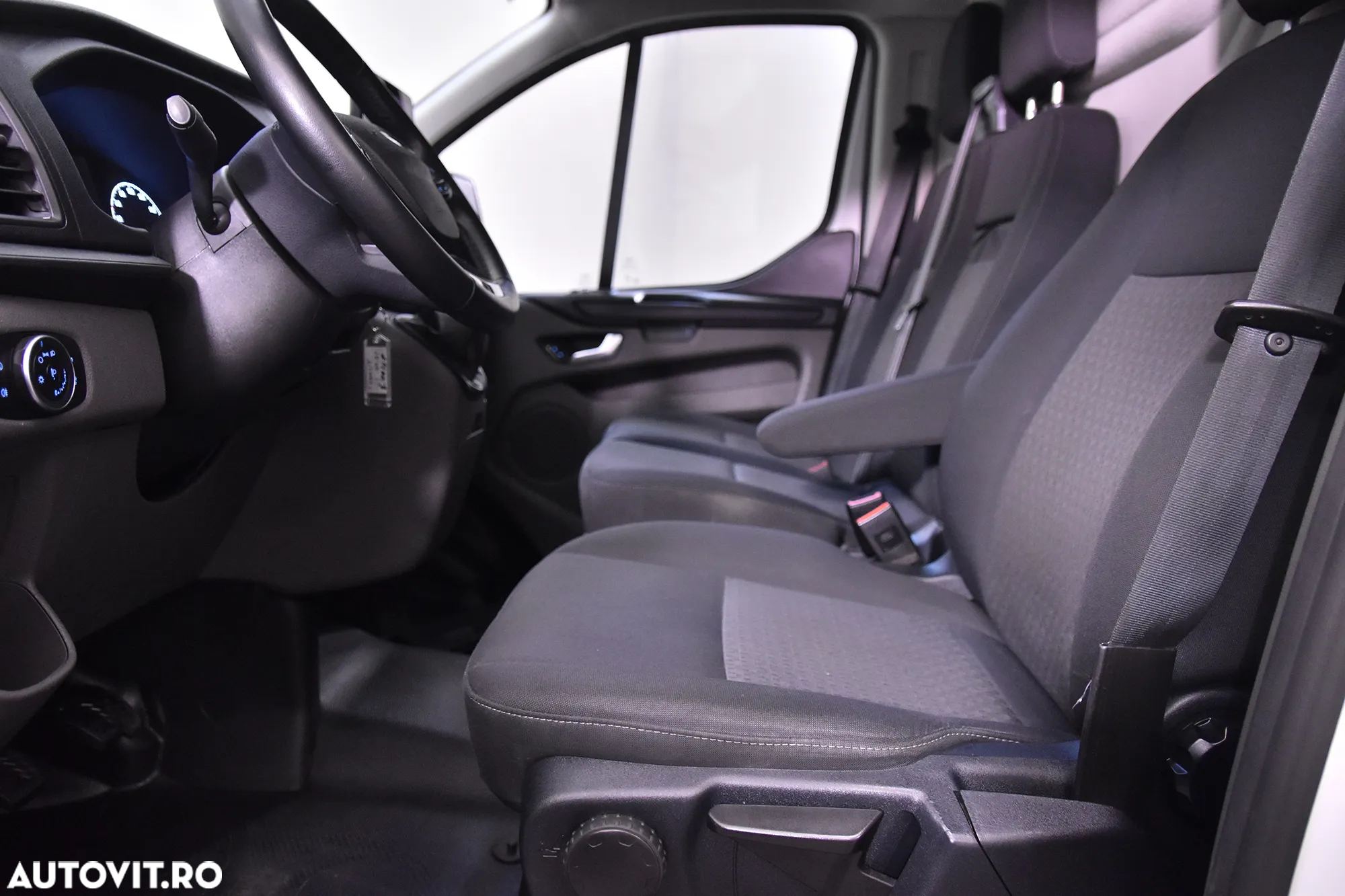 Ford Transit Custom - 20