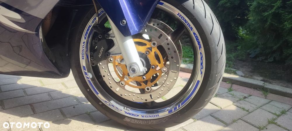 Honda CBR - 6