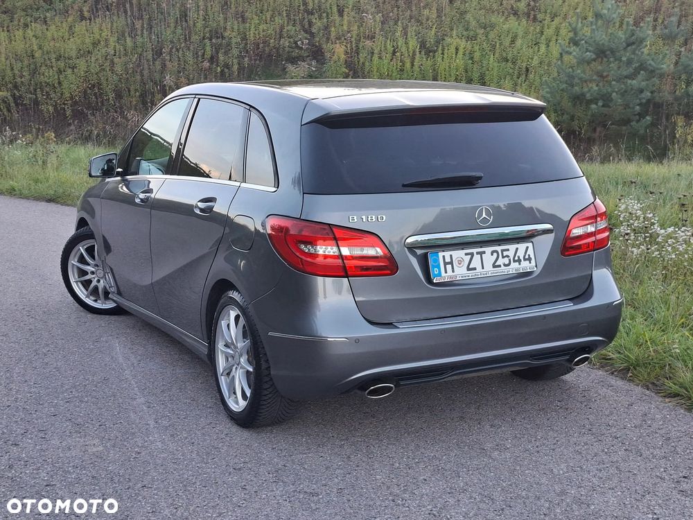 Mercedes-Benz Klasa B 180 BlueEFFICIENCY Edition 1 - 23