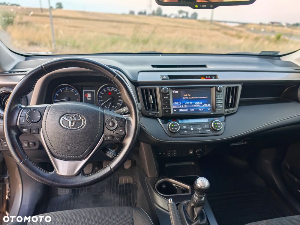 Toyota RAV4 2.0 Active 4x4 - 11