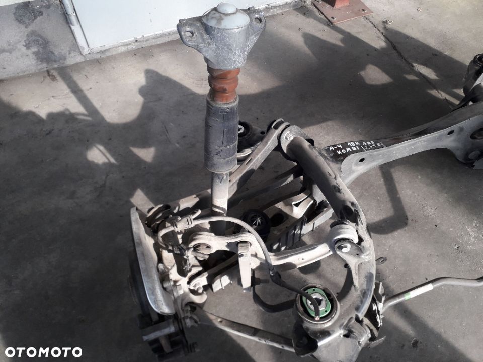 Audi a4 18r oś tył 8w0505235ah - 2