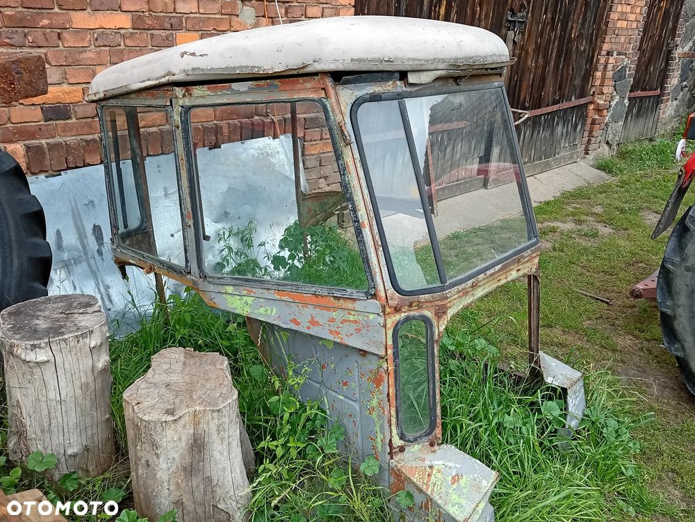 Ursus C360 - 5