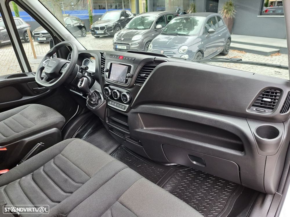 Iveco Daily 35S16 2.3 L4H3 Caixa automática - 16