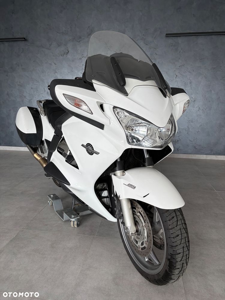 Honda ST - 2