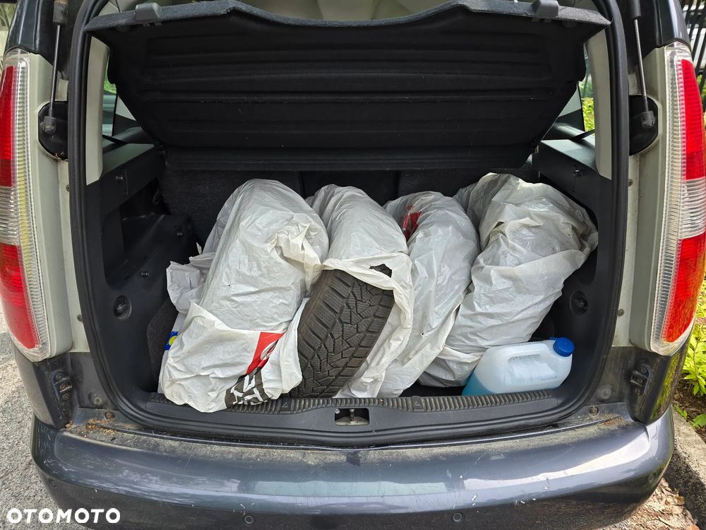 Skoda Roomster 1.9 TDI Comfort - 11