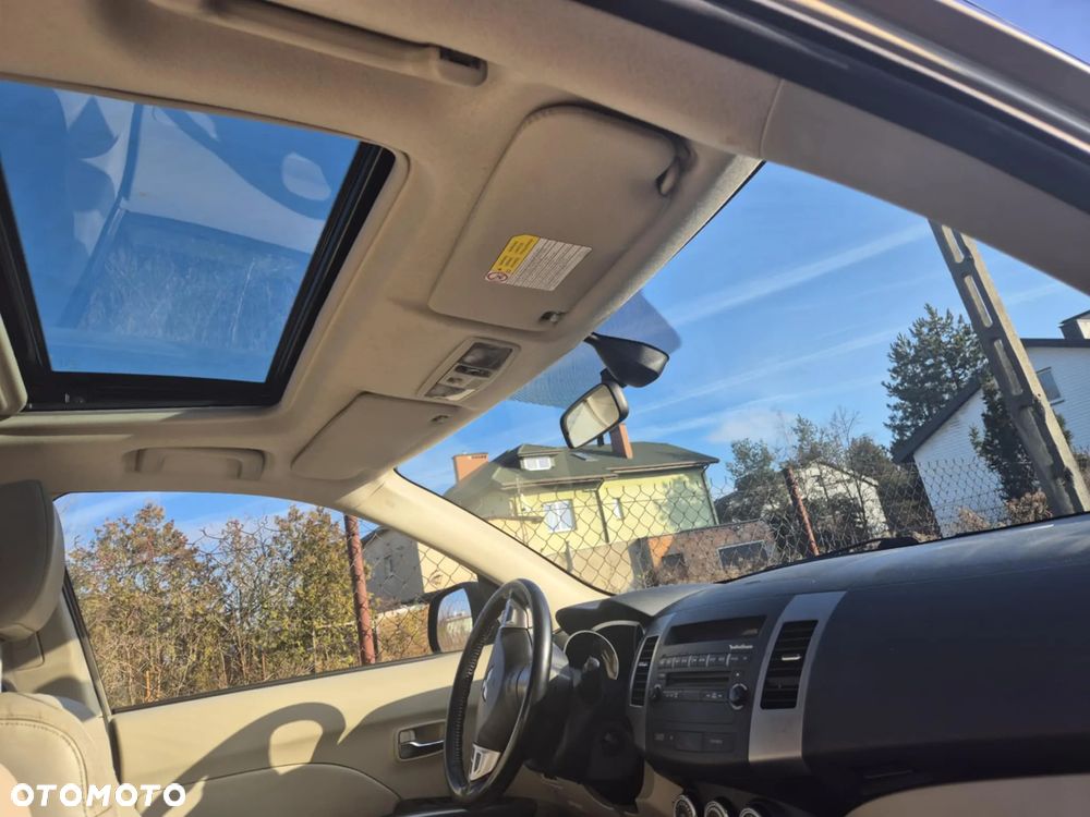 Mitsubishi Outlander 2.0 DID Instyle - 6