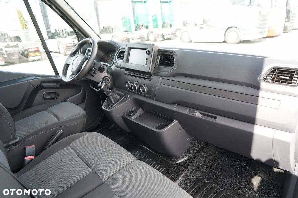 Renault MASTER / KONTENER / MANUAL / DMC: 3500 KG / 2020R - 33