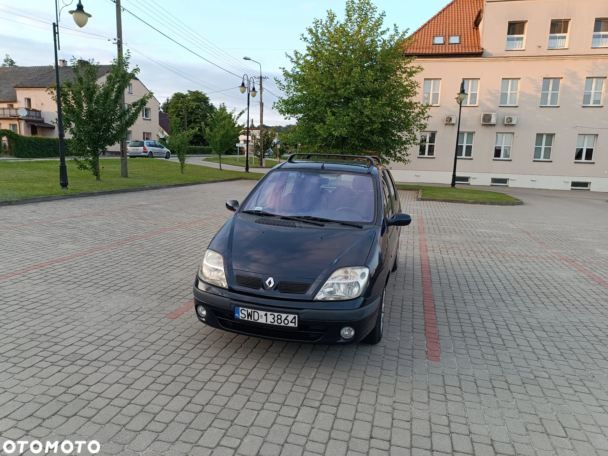 Renault Scenic 1.6 16V Confort Privilege - 2