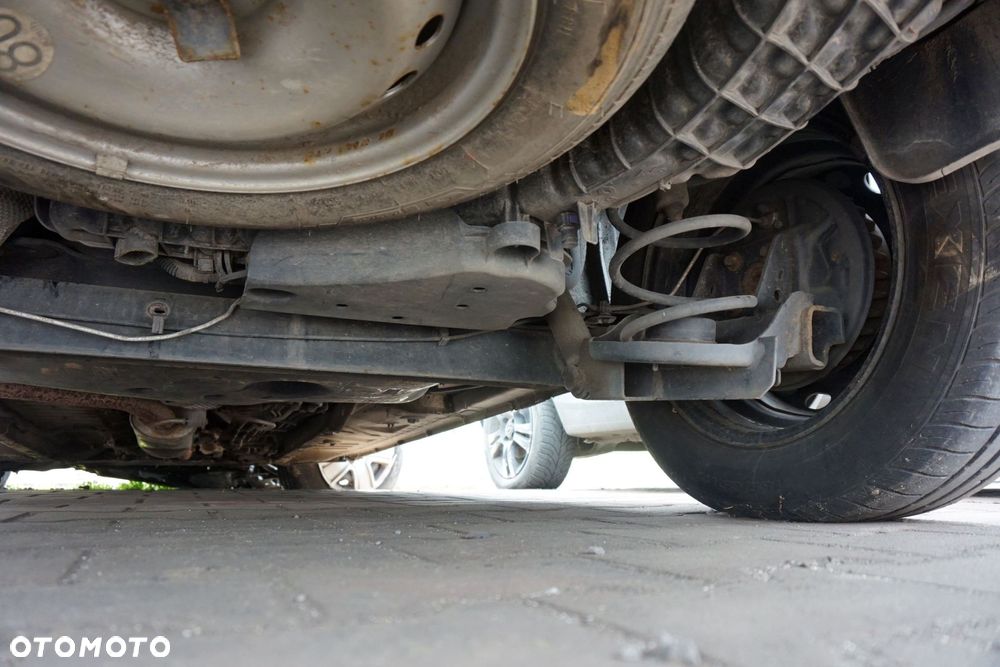 ZBIORNIK ADBLUE DOKKER LIFT 1.5 BLUE DCI 95KM  DACIA 2017-2021 - 1