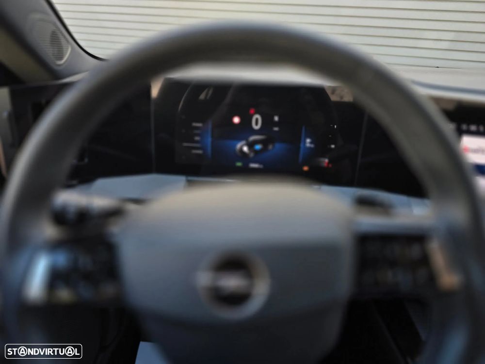 Opel Astra Caravan - 16