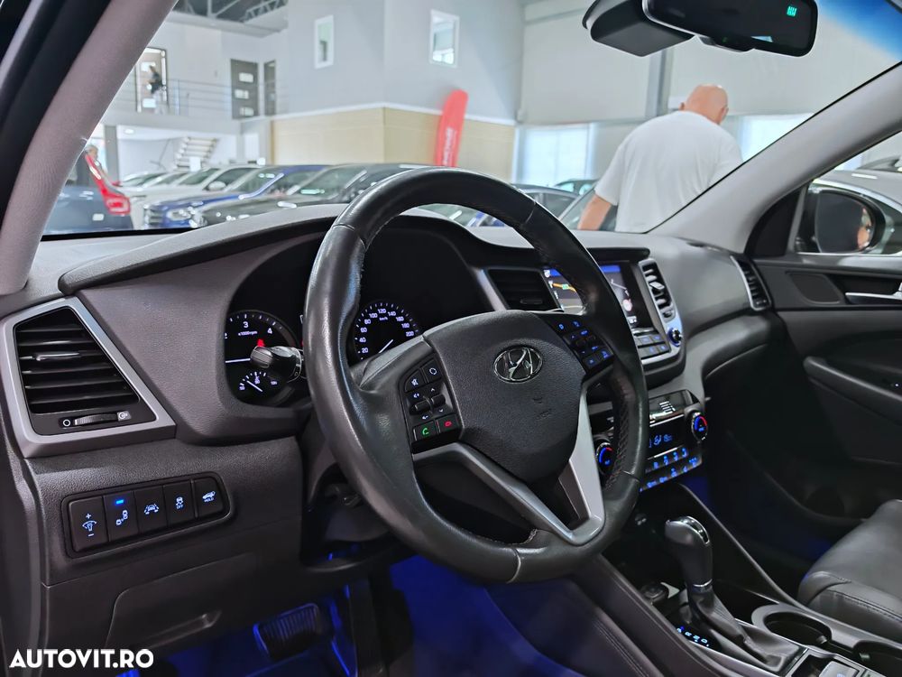Hyundai Tucson blue 1.7 CRDi 2WD DCT Premium - 8