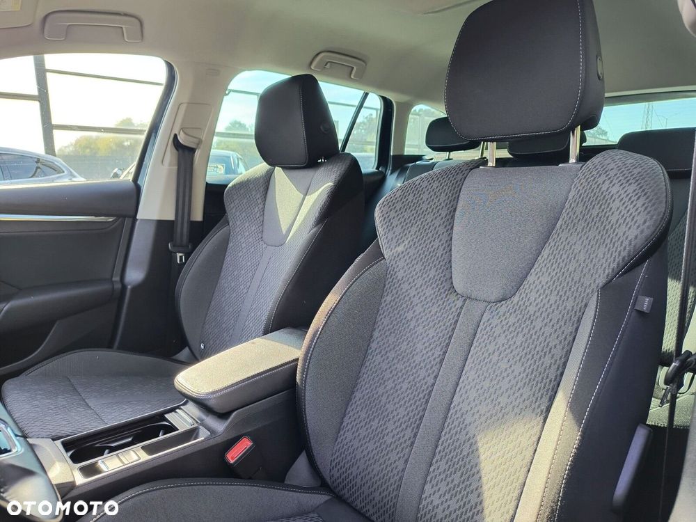 Skoda Octavia 2.0 TDI Style DSG - 25