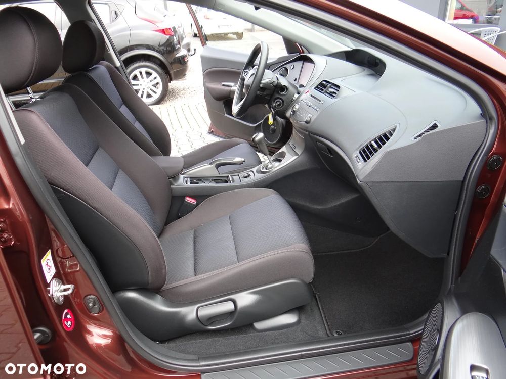 Honda Civic 1.4 i-VTEC Comfort - 31