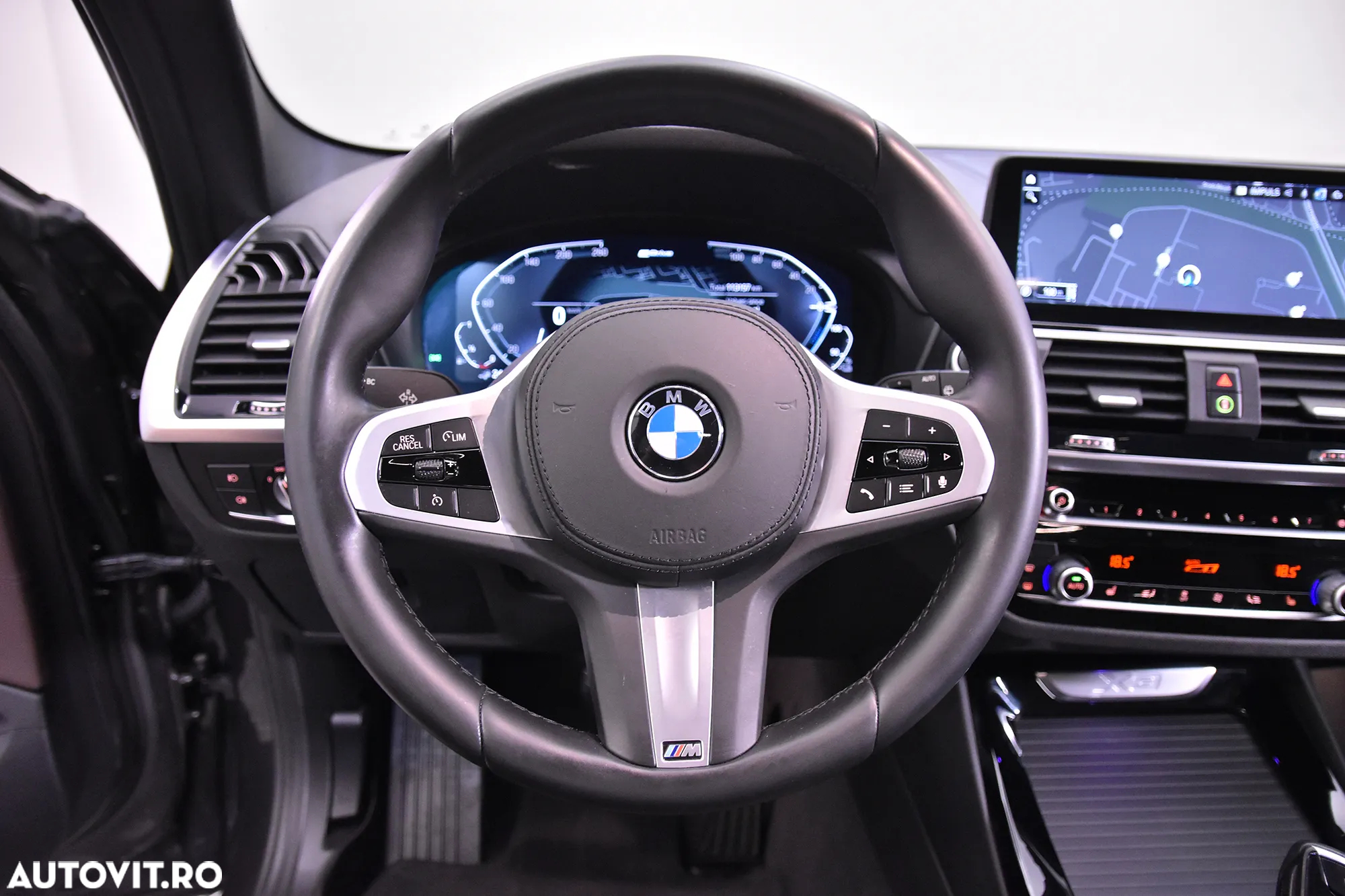 BMW X3 xDrive30e AT PHEV - 17